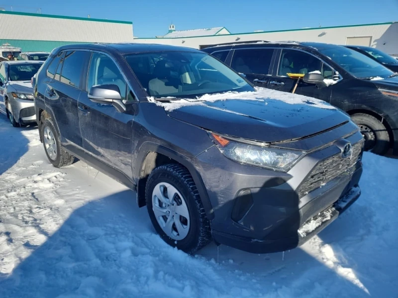 Toyota Rav4 * LE * CARFAX * БЕЗ ПЪРВОНАЧАЛНА ВНОСКА, снимка 2 - Автомобили и джипове - 53232814
