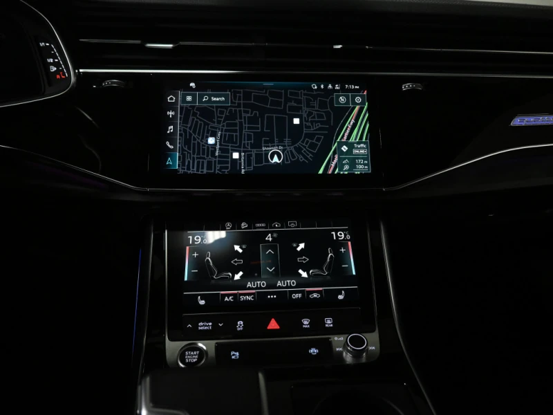 Audi Q7 CARFAX АВТО КРЕДИТ , снимка 11 - Автомобили и джипове - 53249282