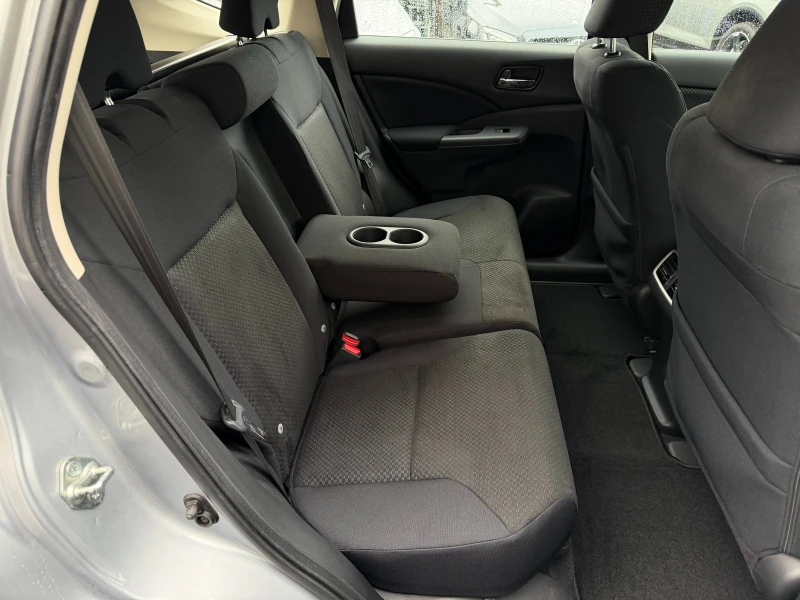 Honda Cr-v 2.0i* СЕРВИЗНА КНИЖКА С ПЪЛНА ИСТОРИЯ В ХОНДА, снимка 13 - Автомобили и джипове - 53292870