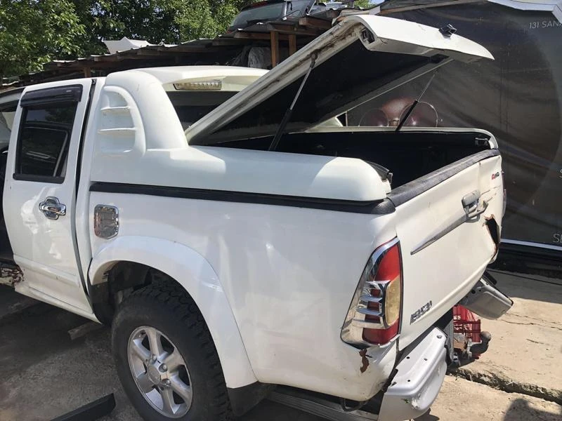 Isuzu D-max 3.0 d на части, снимка 2 - Автомобили и джипове - 36915444