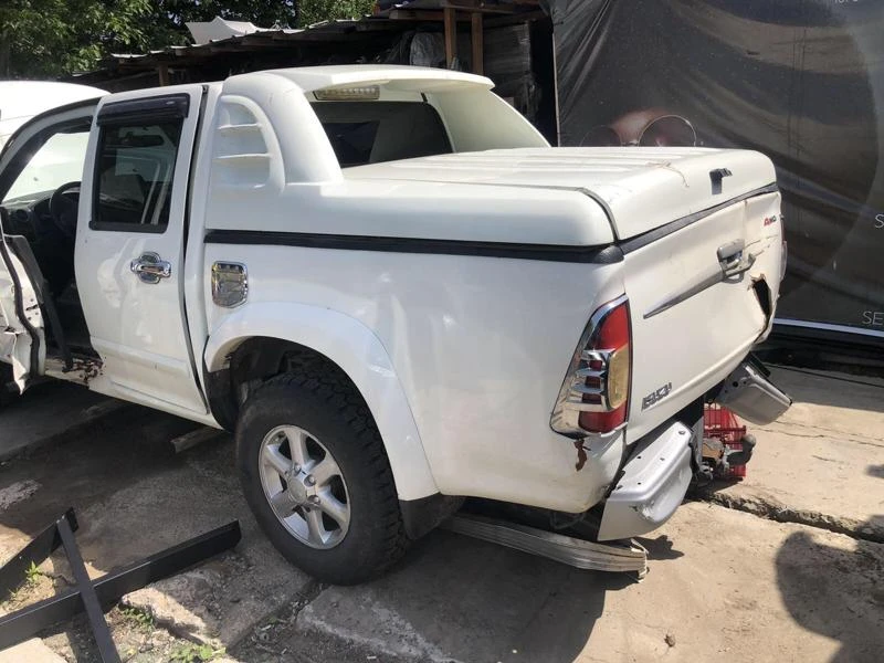 Isuzu D-max 3.0 d на части, снимка 8 - Автомобили и джипове - 36915444