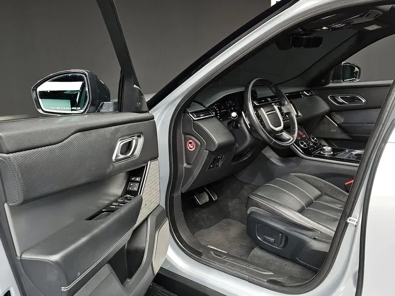 Land Rover Range Rover Velar 2.0 D240 R-Dynamic Se, снимка 11 - Автомобили и джипове - 54515213