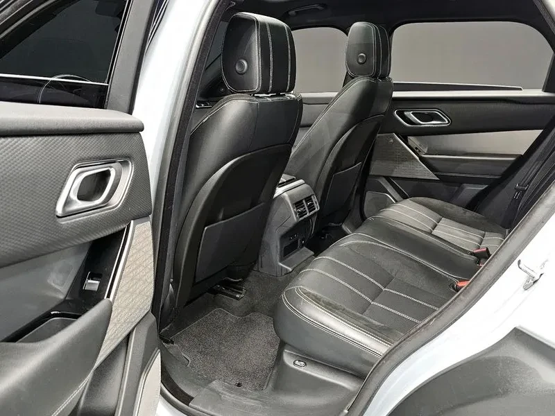 Land Rover Range Rover Velar 2.0 D240 R-Dynamic Se, снимка 10 - Автомобили и джипове - 54515213