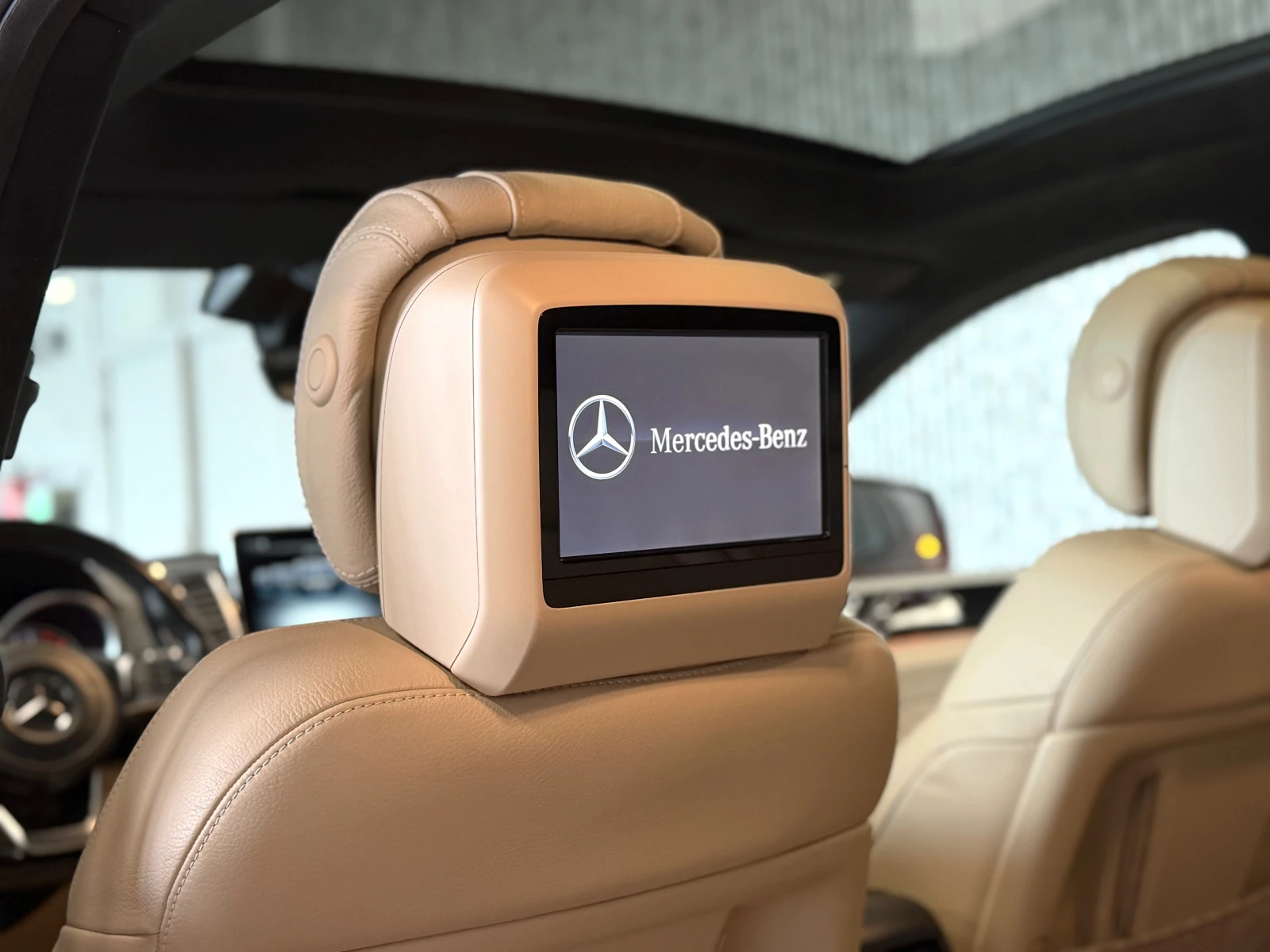 Mercedes-Benz GLE 350 d COUPE AMG HK PANO 360 TV , снимка 12 - Автомобили и джипове - 51508552