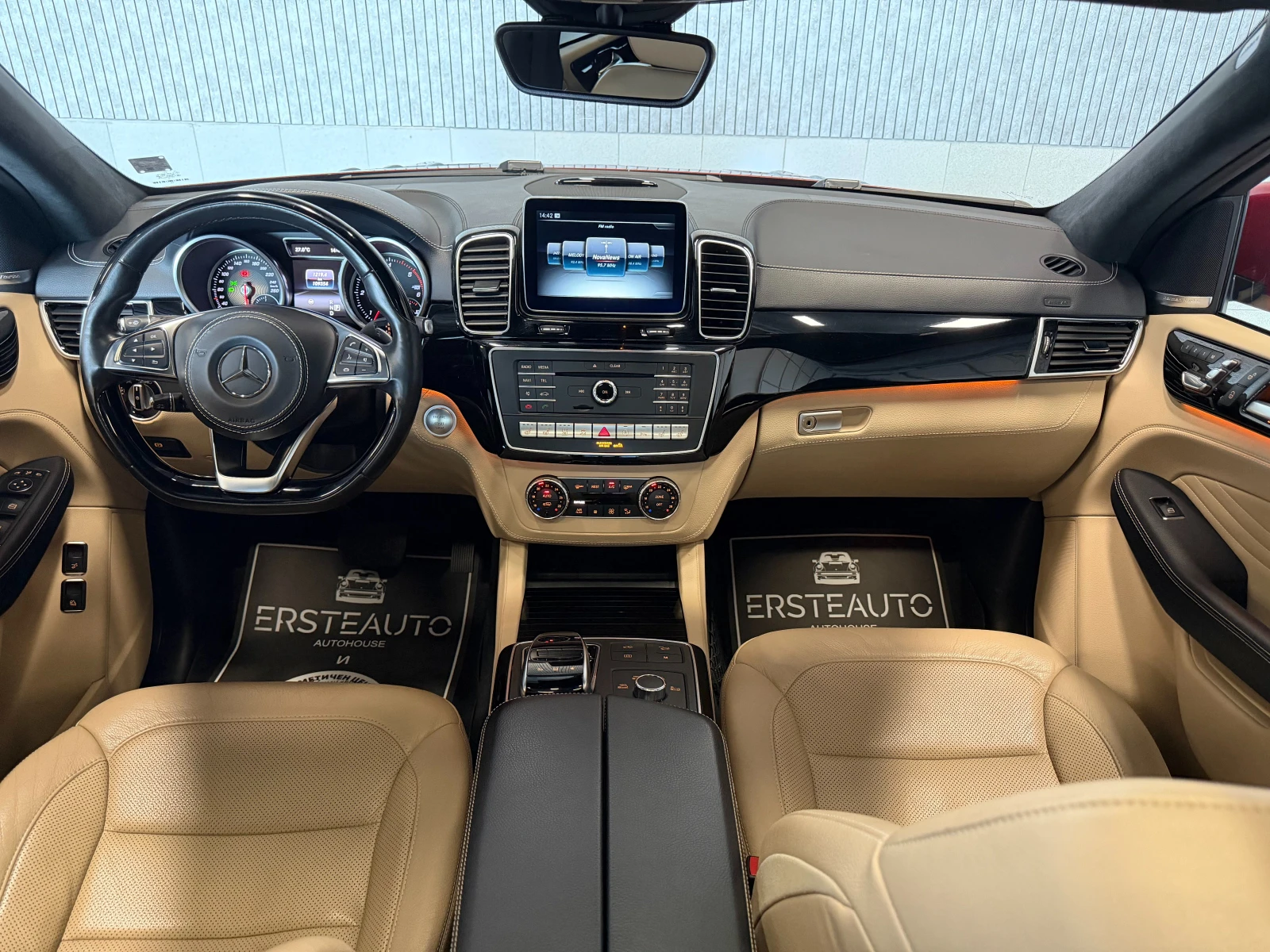 Mercedes-Benz GLE 350 d COUPE AMG HK PANO 360 TV , снимка 7 - Автомобили и джипове - 51508552