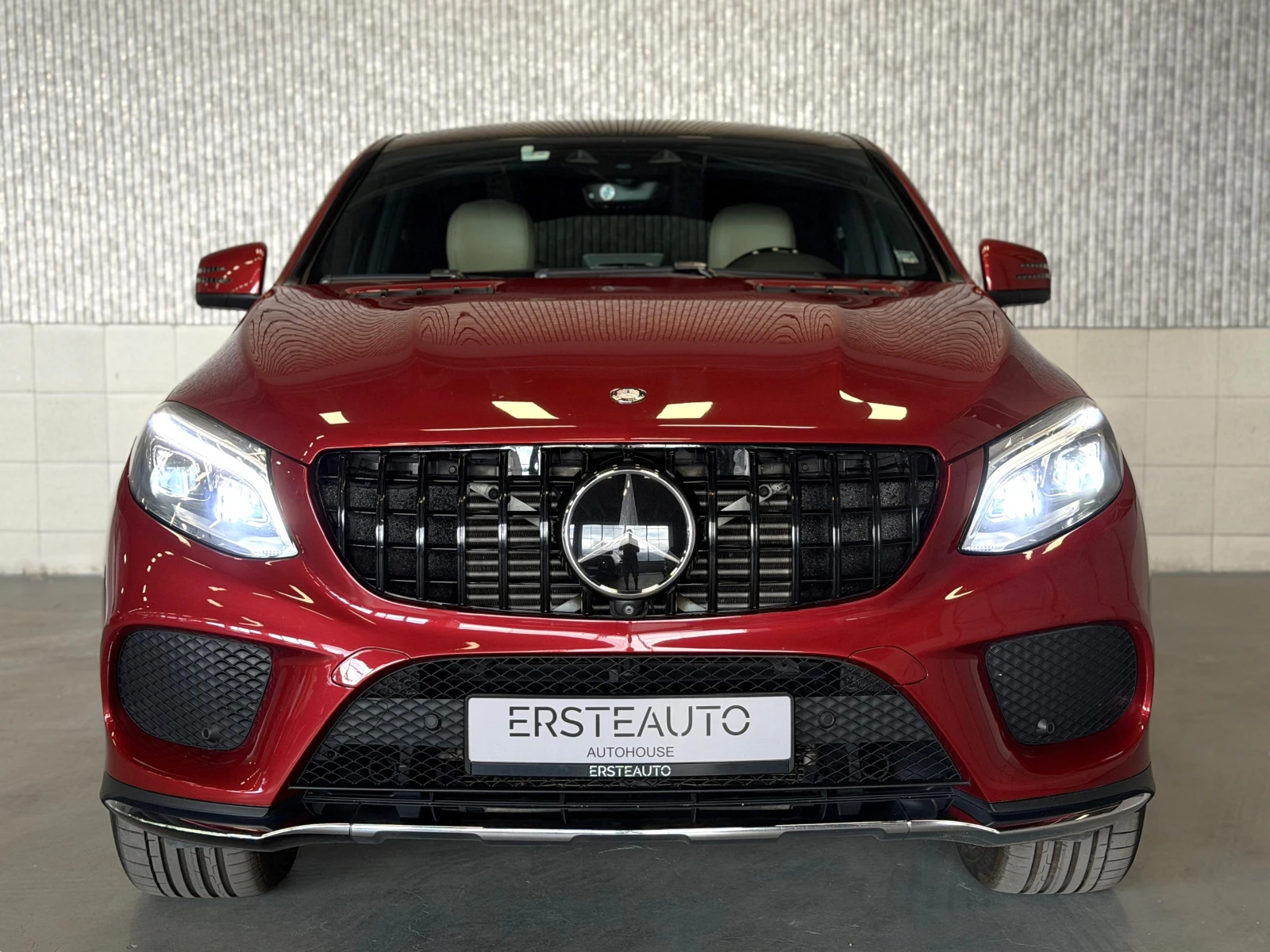 Mercedes-Benz GLE 350 d COUPE AMG HK PANO 360 TV , снимка 5 - Автомобили и джипове - 51508552