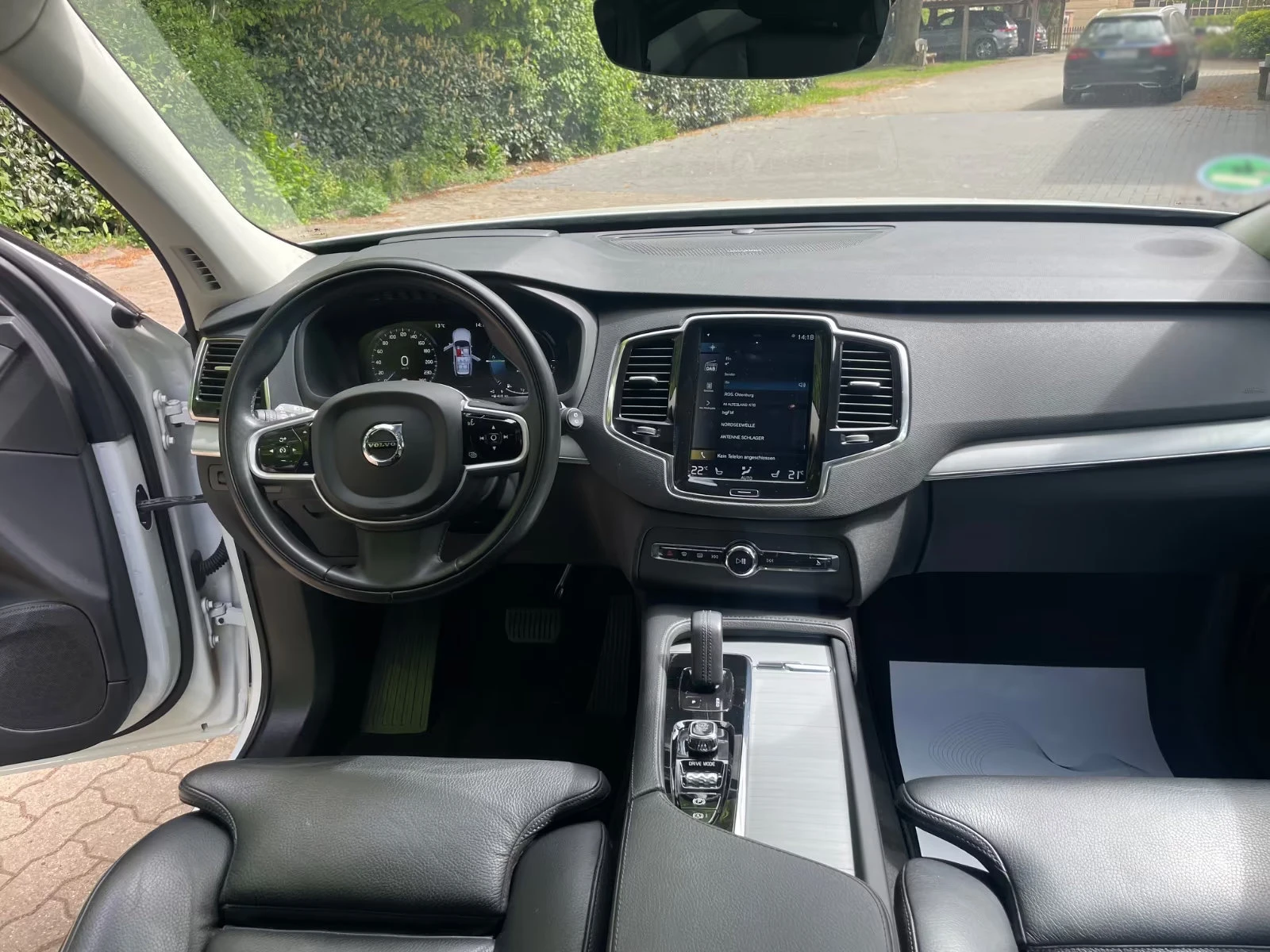 Volvo Xc90 T8/R-DESIGN/455HP/G-TRONIC/360/AIR/HUD/DIGI/611f - изображение 9