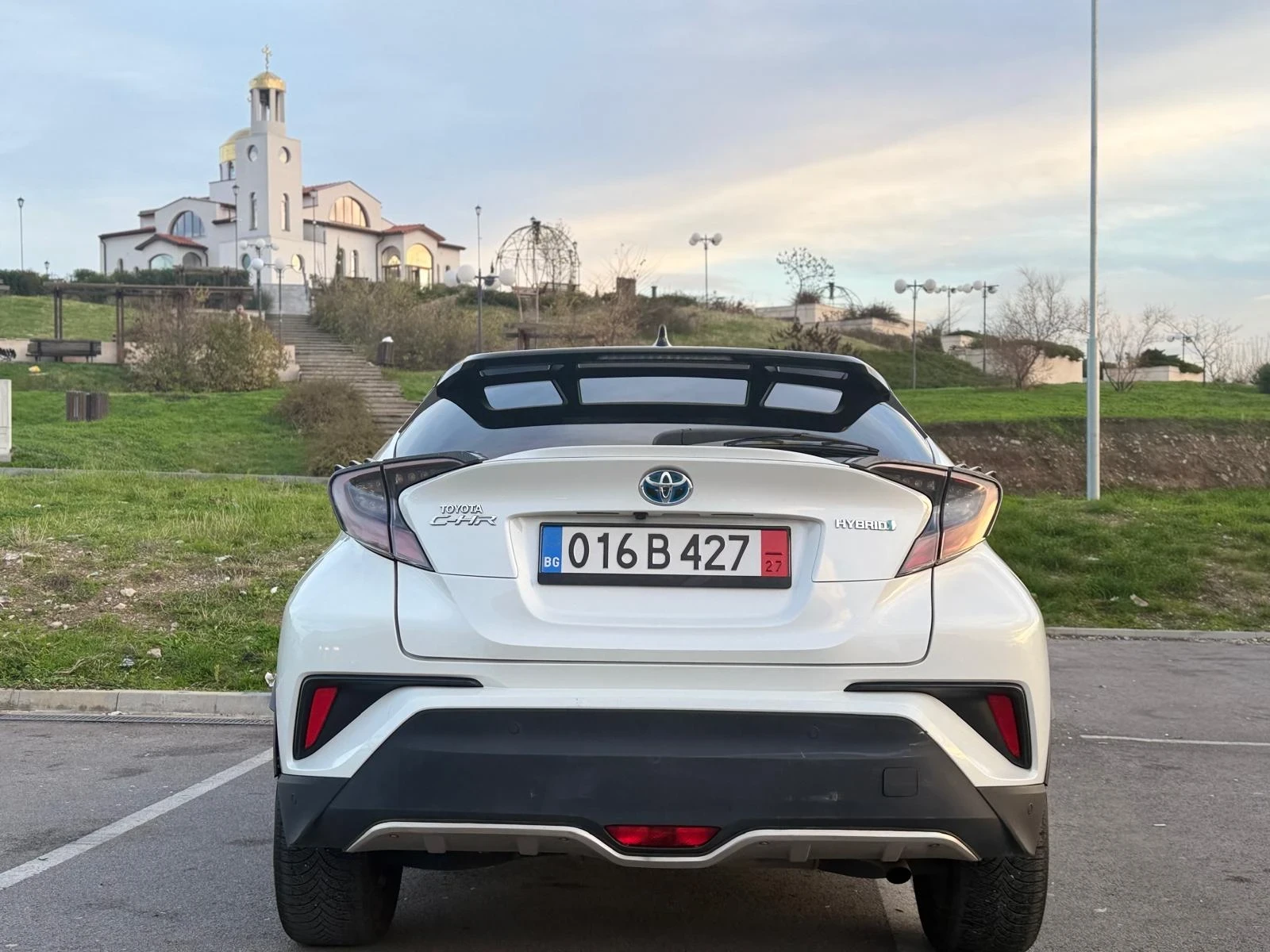 Toyota C-HR HIBRID/BENZIN, LIMITED-EDITION - изображение 7