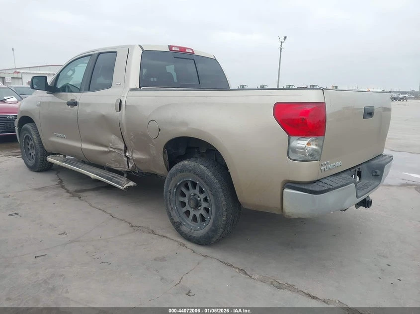 Toyota Tundra 4.7l Sr5 4.7L V8, снимка 3 - Автомобили и джипове - 53747015