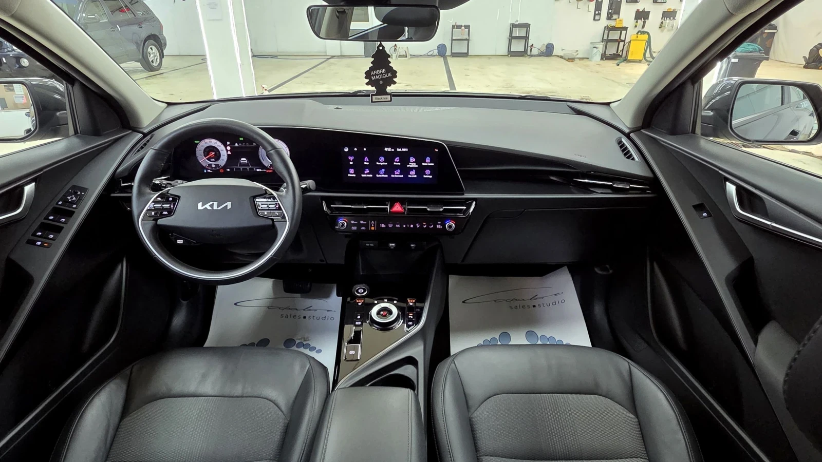 Kia Niro 64, 8KWh/ПЪЛНА СЕРВИЗНА ИСТОРИЯ, снимка 12 - Автомобили и джипове - 53816918