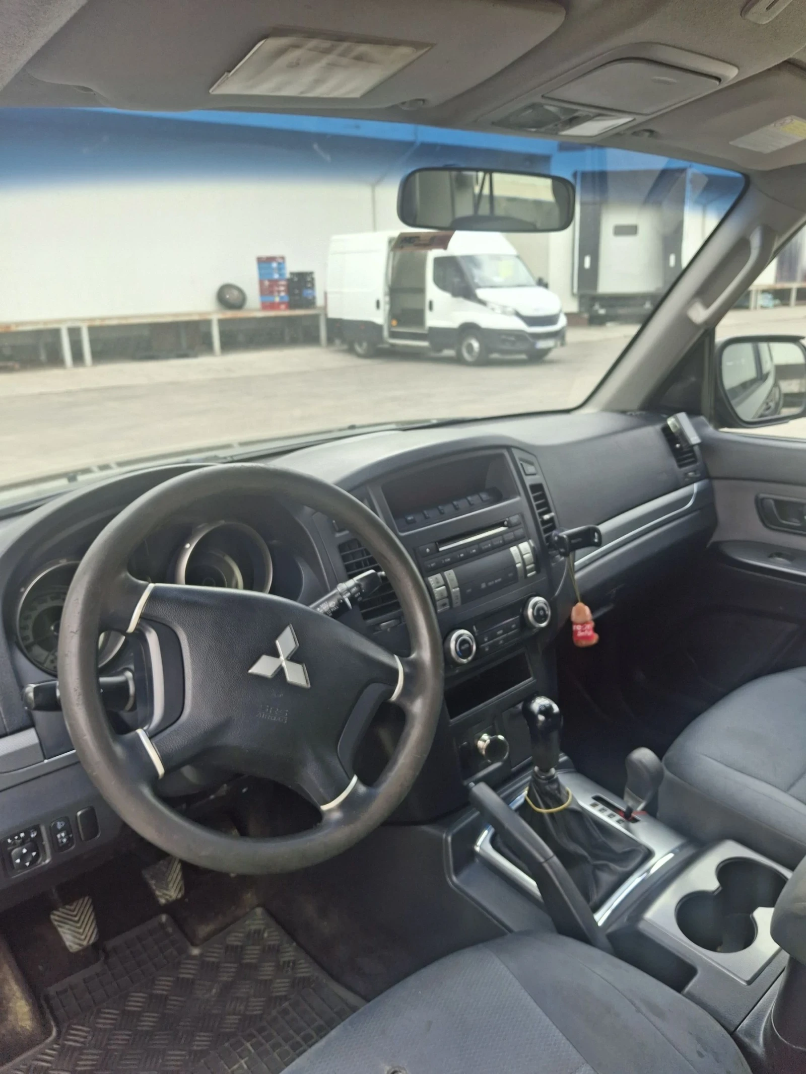 Mitsubishi Pajero, снимка 6 - Автомобили и джипове - 54079658