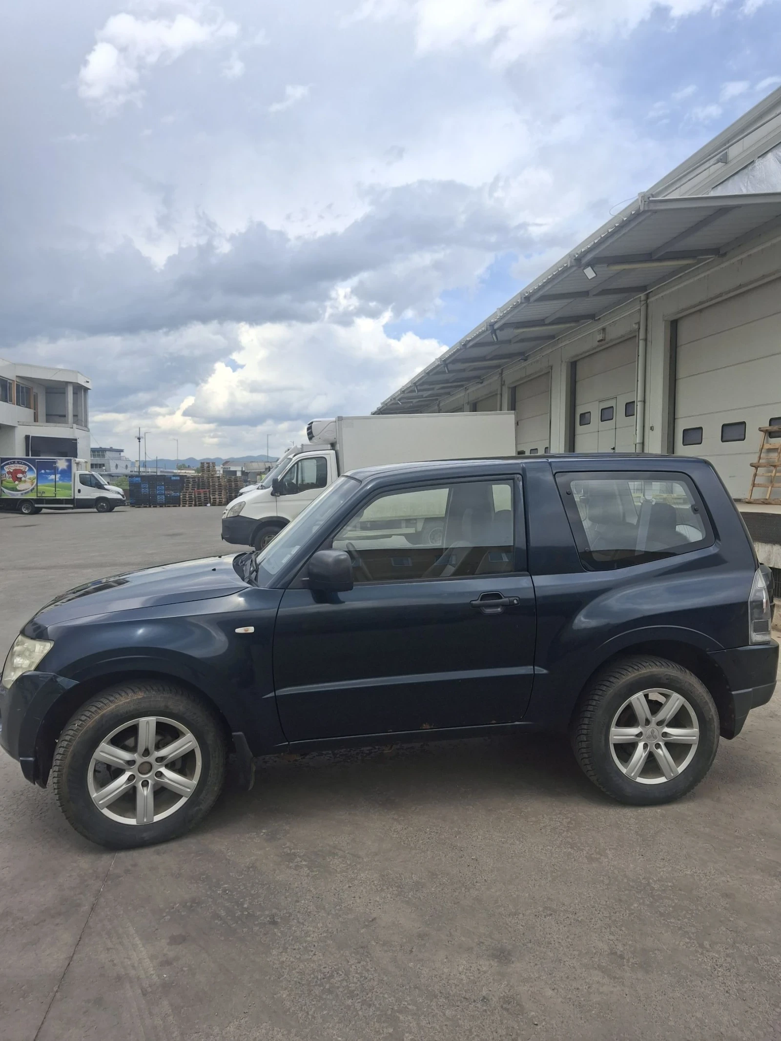 Mitsubishi Pajero, снимка 2 - Автомобили и джипове - 54079658