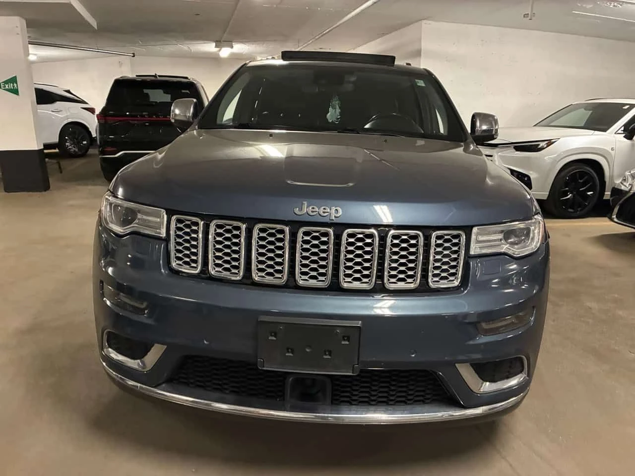 Jeep Grand cherokee Summit/CARFAX/ДИСТРОНИК/ПАНОРАМА, снимка 2 - Автомобили и джипове - 54106123