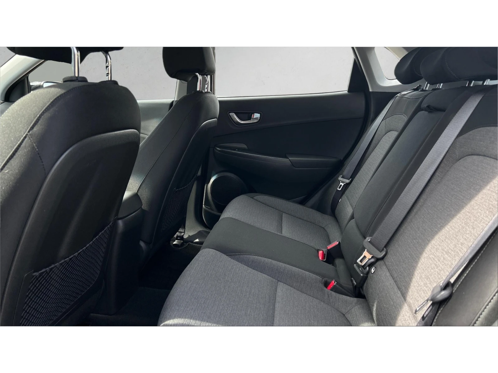 Hyundai Kona Месечна вноска от 220  , снимка 11 - Автомобили и джипове - 54237659