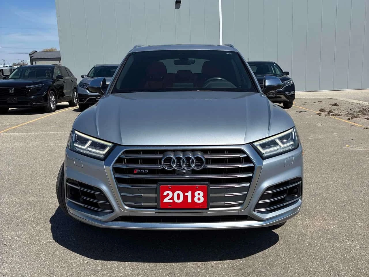 Audi SQ5 Technik/360/DISTRONIC/LED/PANO, снимка 6 - Автомобили и джипове - 54301338