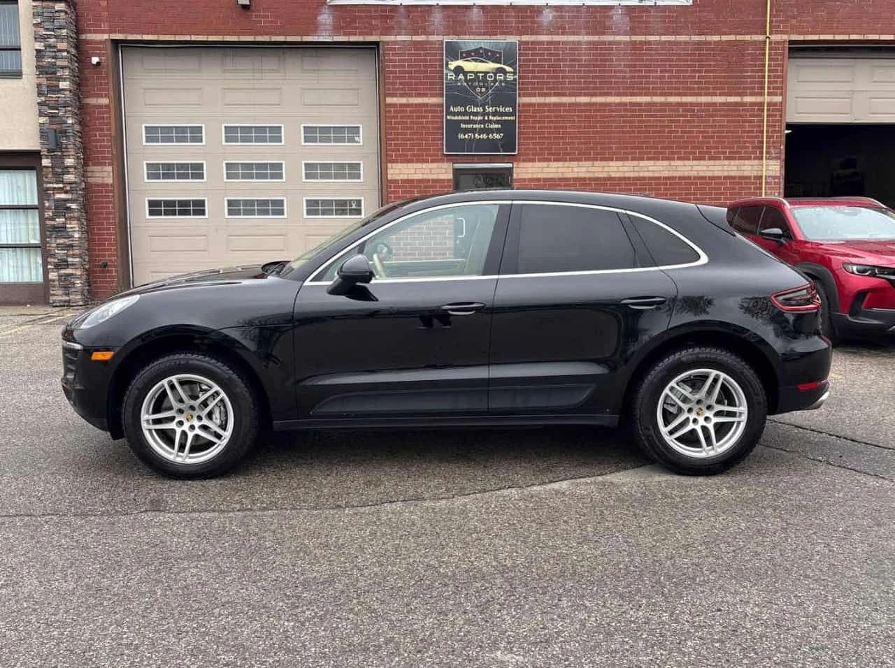 Porsche Macan S  CARFAX, снимка 3 - Автомобили и джипове - 54590992