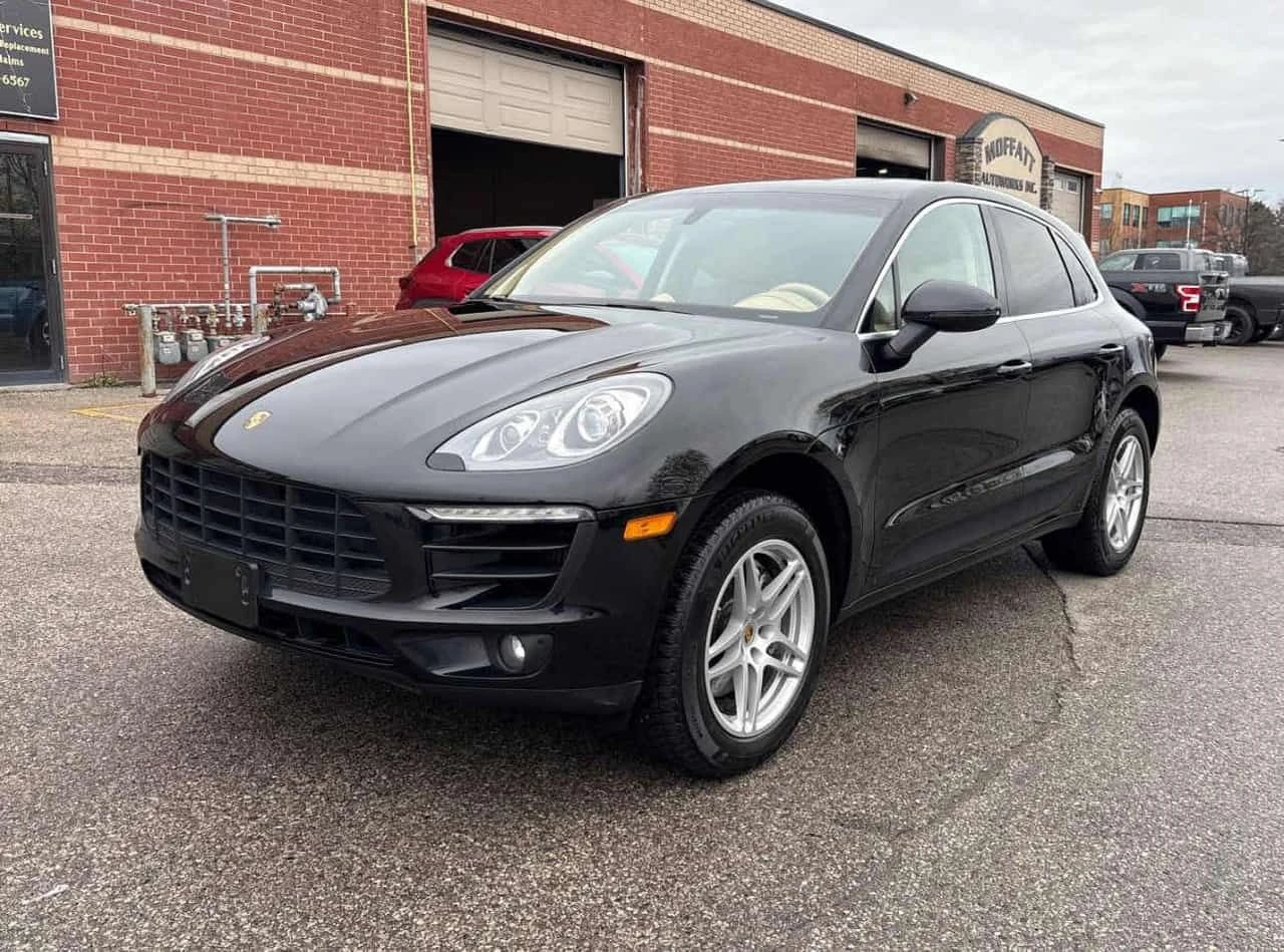 Porsche Macan S  CARFAX