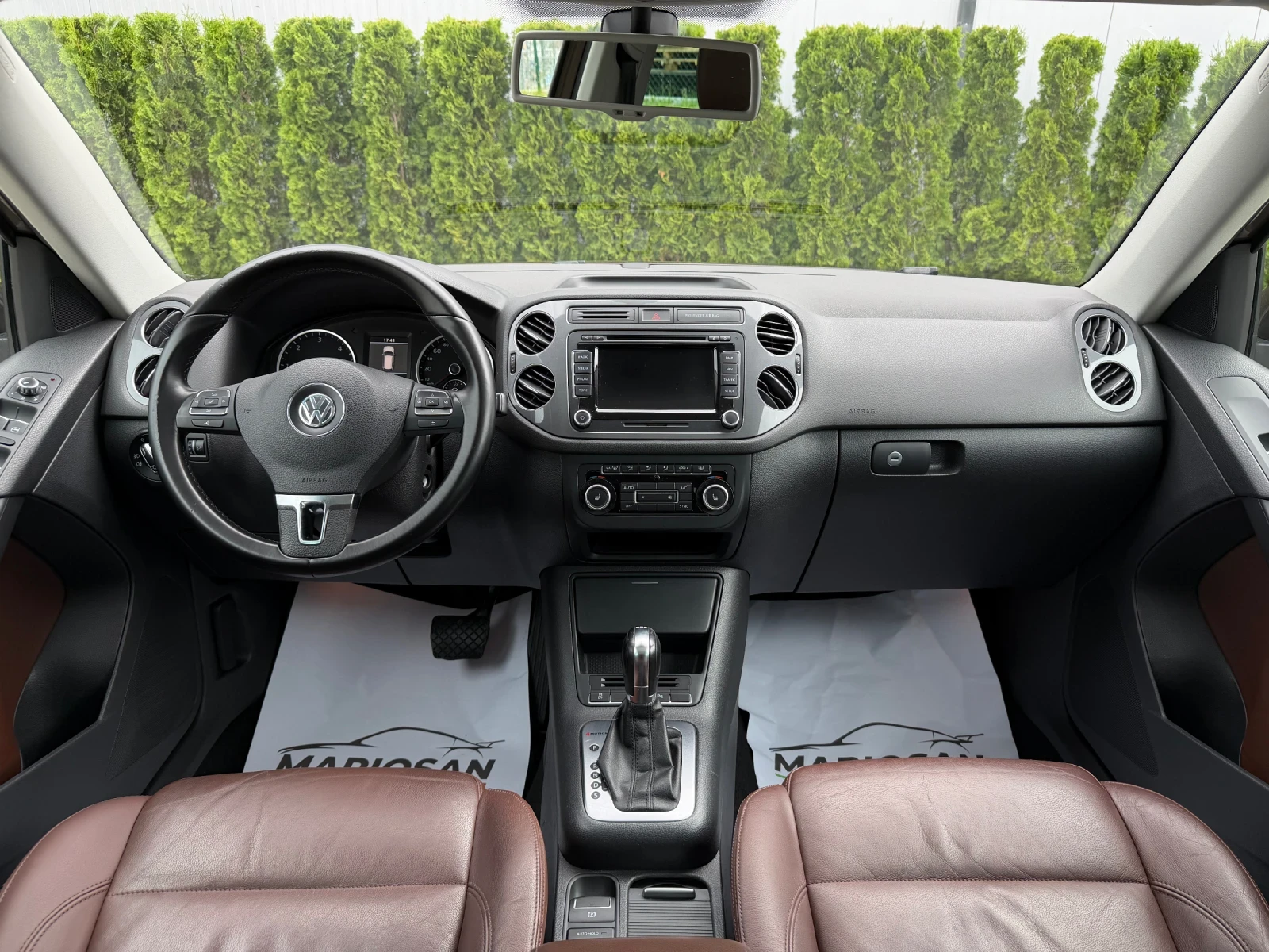 VW Tiguan 2.0 TDI/DSG/FACELIFT/HIGHLINE/4MOTION/LED/FULL, снимка 8 - Автомобили и джипове - 54634721