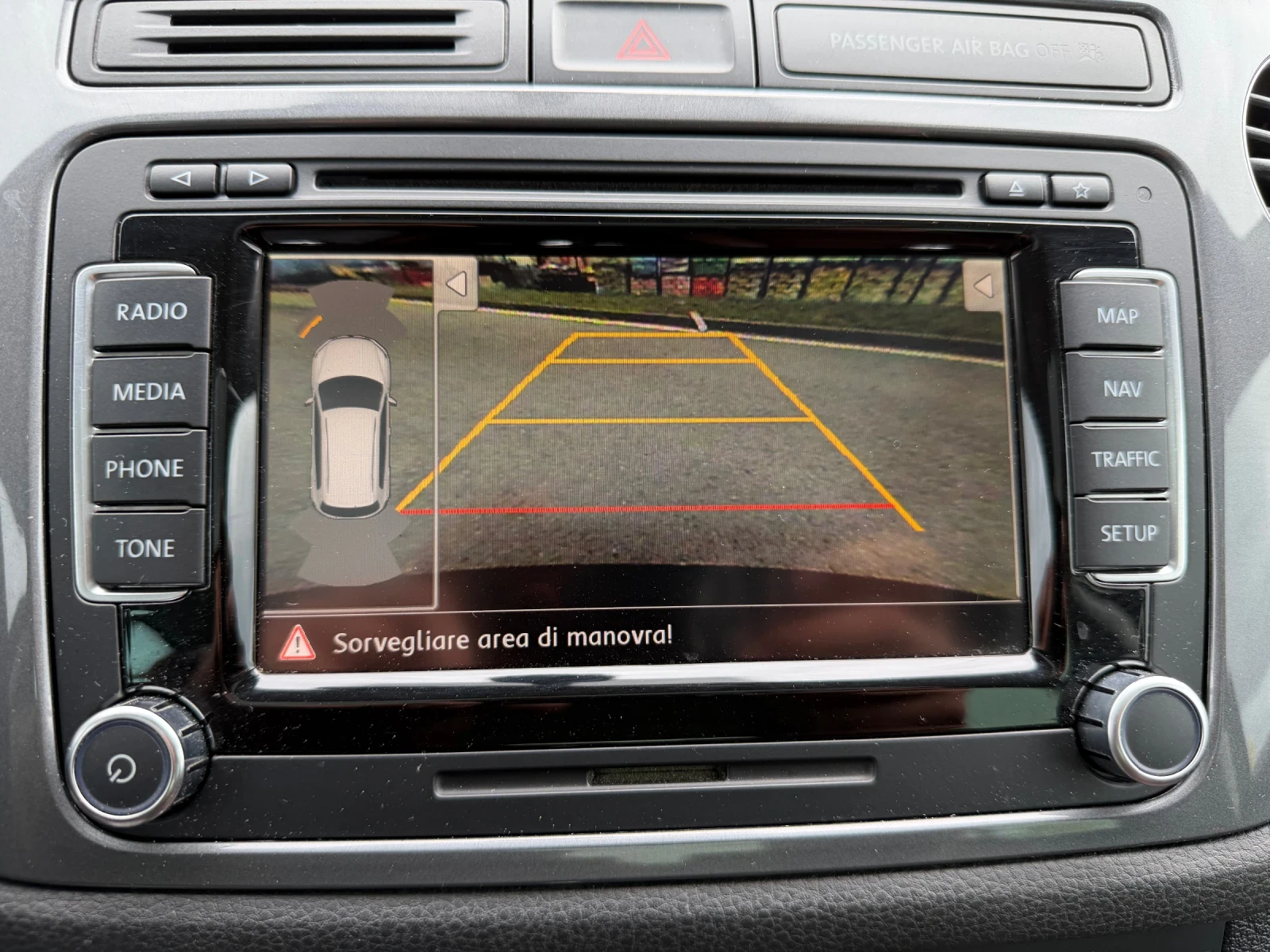 VW Tiguan 2.0 TDI/DSG/FACELIFT/HIGHLINE/4MOTION/LED/FULL, снимка 13 - Автомобили и джипове - 54634721