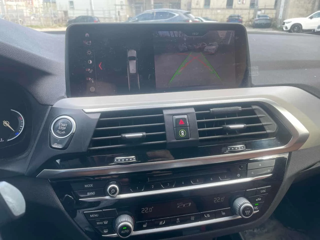 BMW X3 * xDrive30i * ПОДГРЕВИ * КАМЕРА * ПАМЕТ, снимка 9 - Автомобили и джипове - 54647728