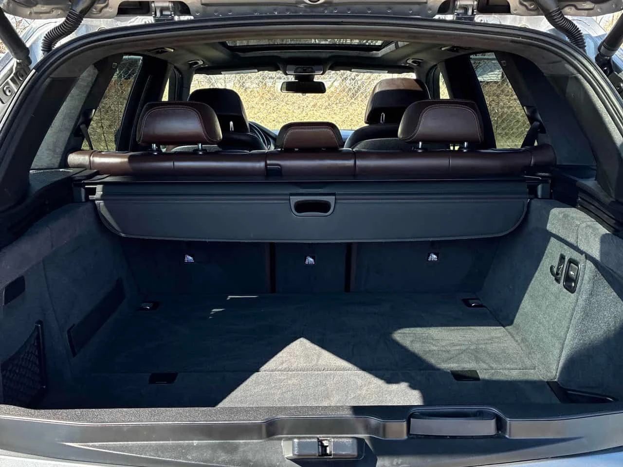 BMW X5 xDrive40e * АВТОКРЕДИТ * ПАНОРАМА * ПОДГРЕВ * 360, снимка 12 - Автомобили и джипове - 54875682