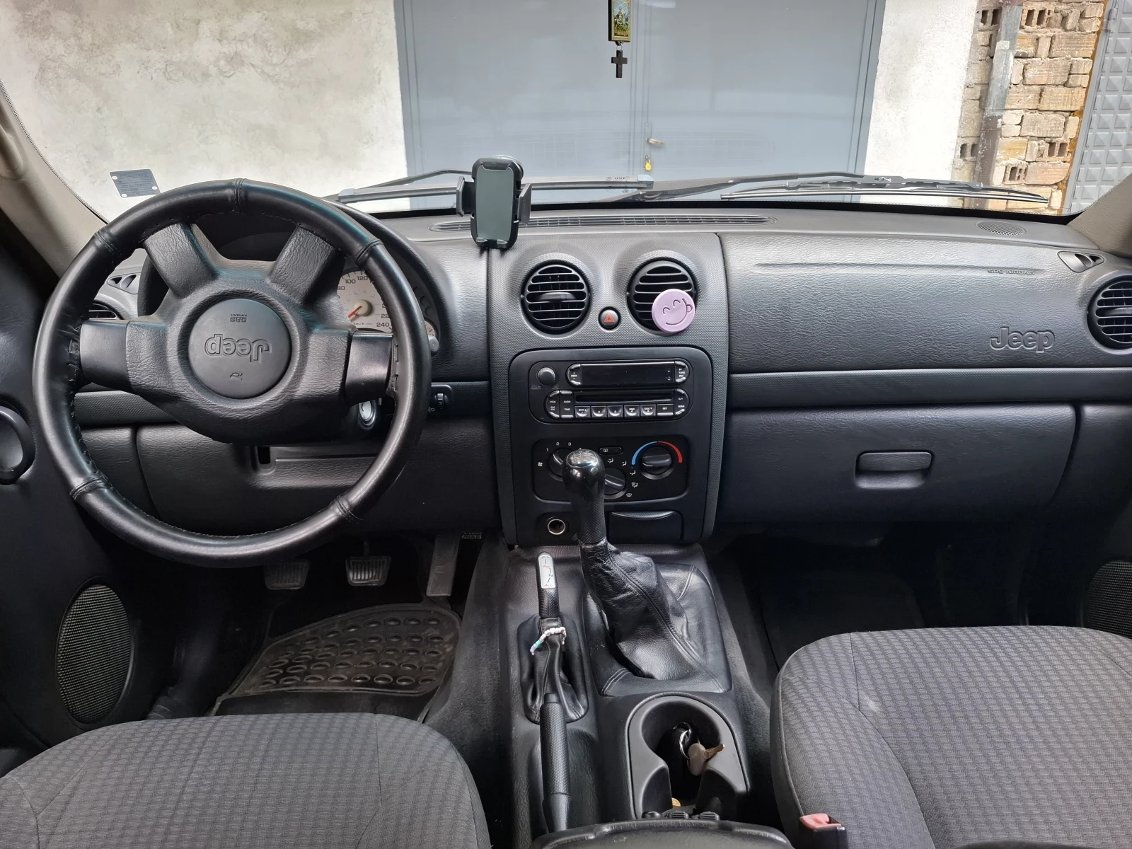Jeep Cherokee, снимка 8 - Автомобили и джипове - 54961332