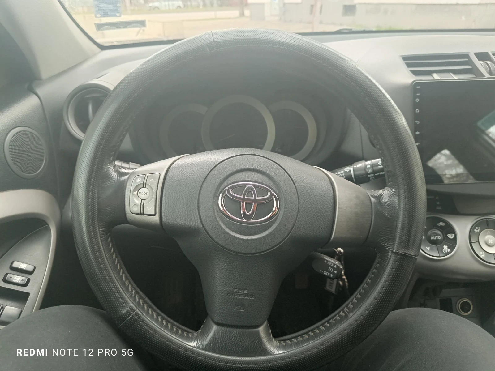 Toyota Rav4, снимка 10 - Автомобили и джипове - 55402585