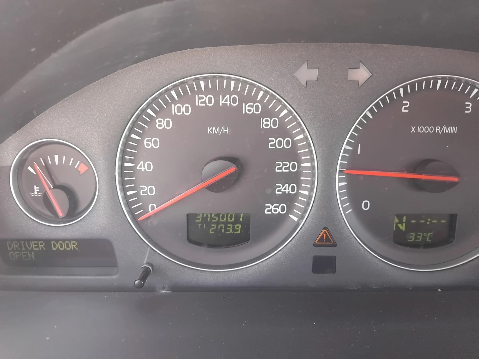 Volvo Xc90 6-СКОРОСТИ АВТО, снимка 9 - Автомобили и джипове - 55491544
