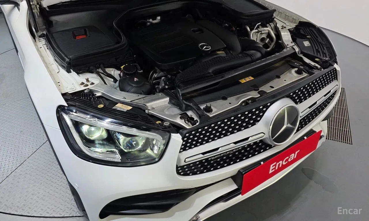 Mercedes-Benz GLC 300 Coupe / Distronic / Обдухване /Head up/ Автокредит, снимка 6 - Автомобили и джипове - 55982949