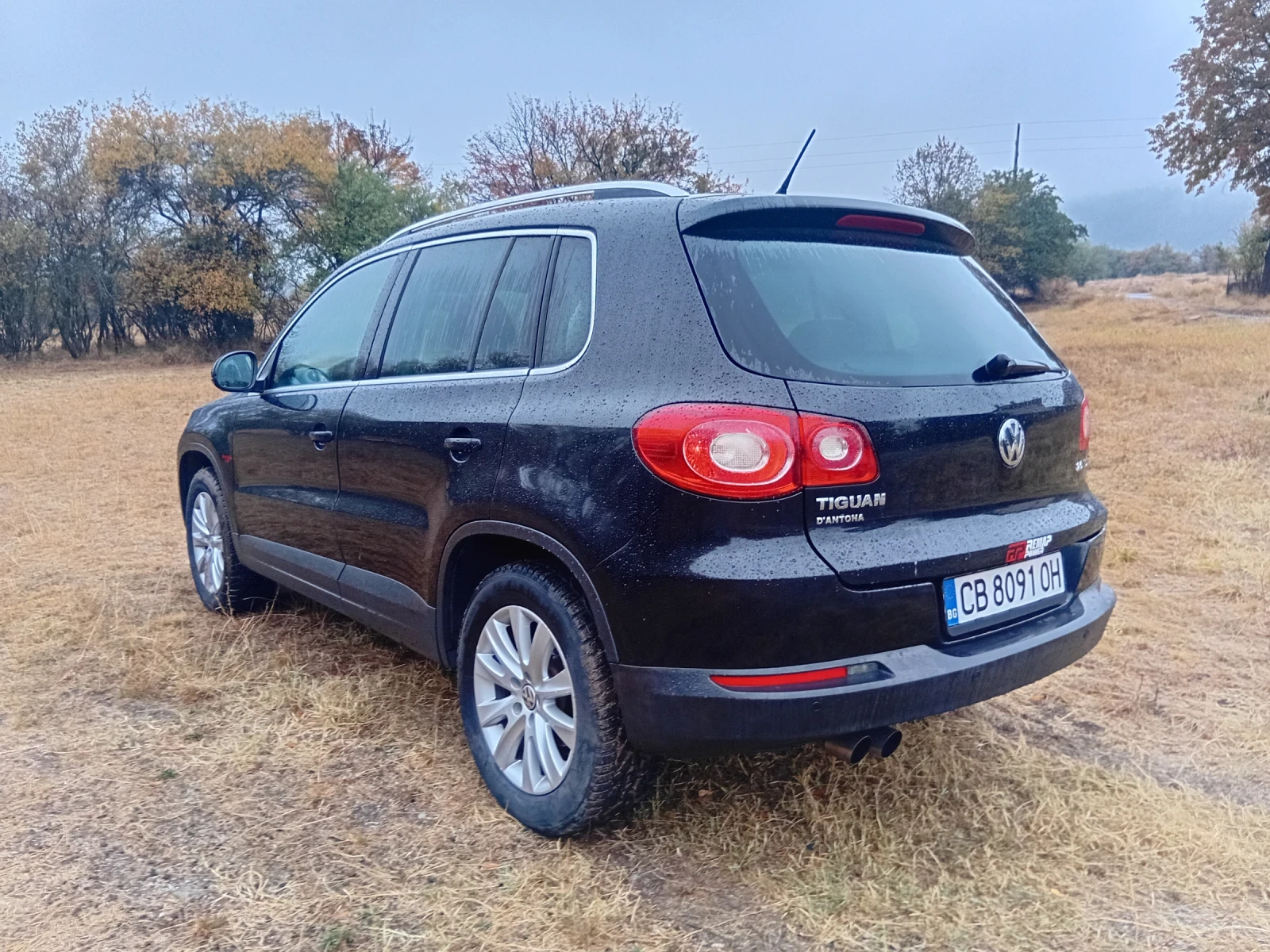 VW Tiguan 2.0 TDI , снимка 4 - Автомобили и джипове - 56740035