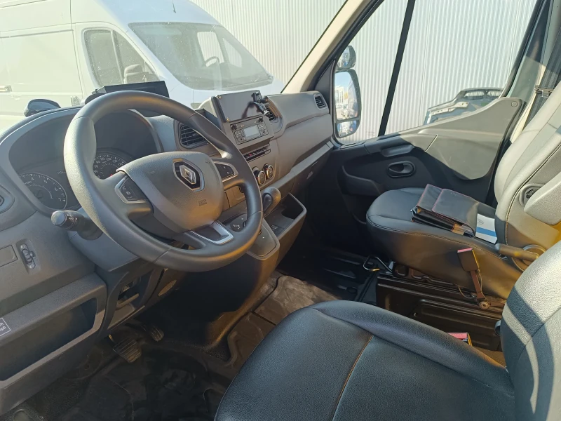 Renault Master 2.3 150к.с. FULL/Кожа, автомат/, снимка 11 - Бусове и автобуси - 48098622