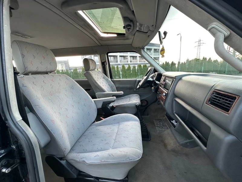 VW T4 2.5TDI Дълга база (Long), снимка 9 - Бусове и автобуси - 52542829