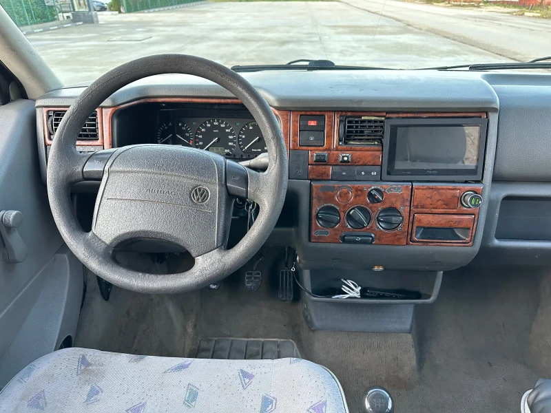 VW T4 2.5TDI Дълга база (Long), снимка 10 - Бусове и автобуси - 52542829