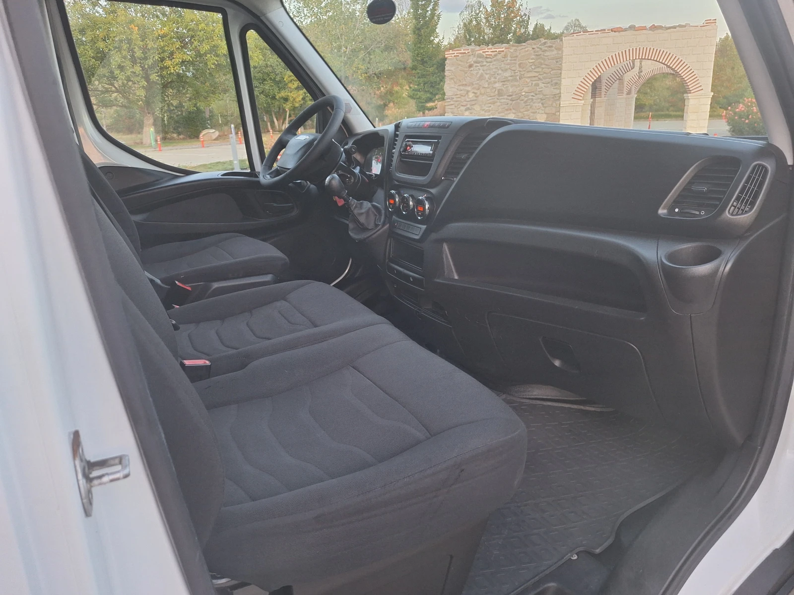 Iveco Daily 35C17 ����������� �-��������� | Mobile.bg � ����������� 12