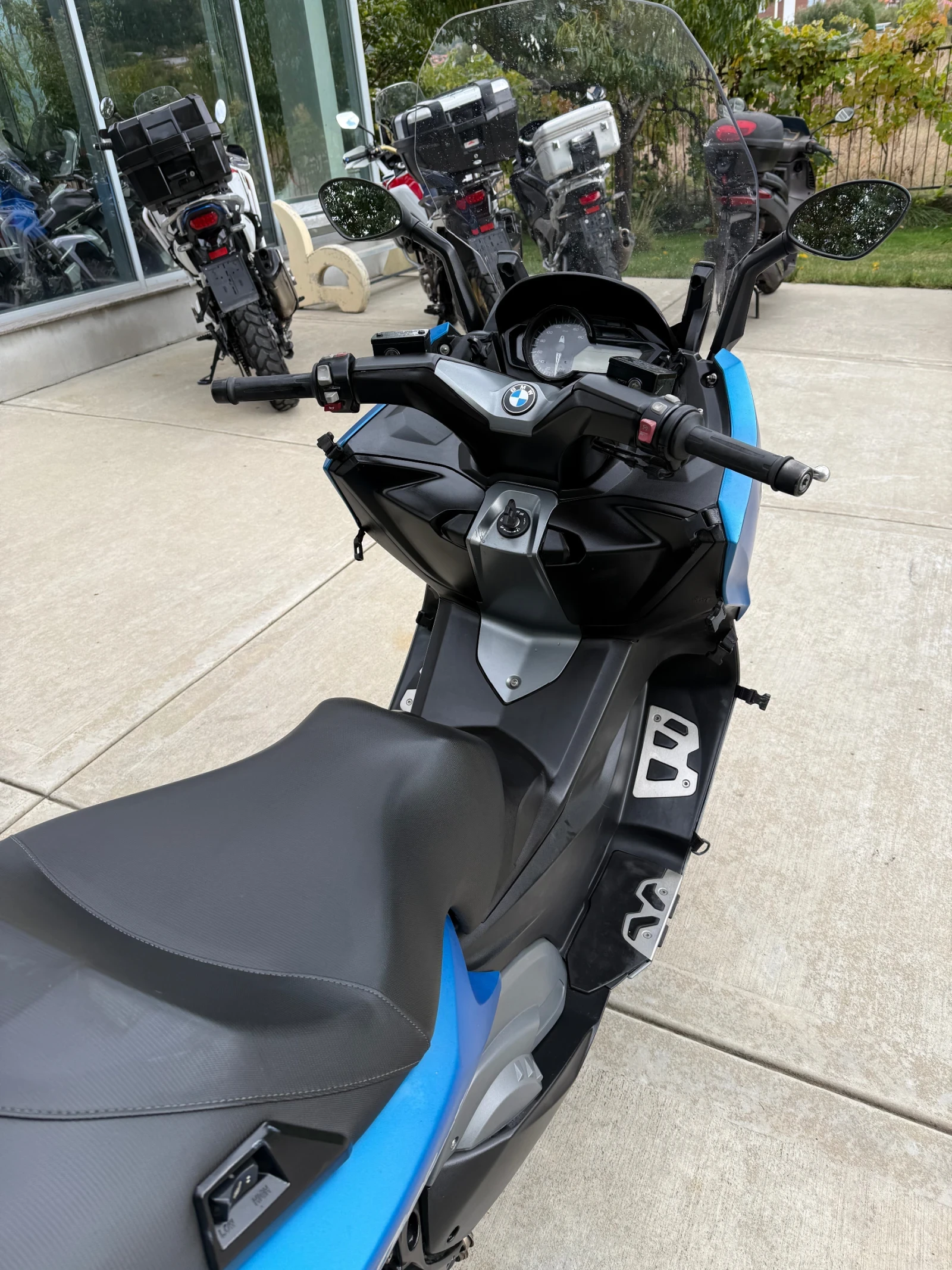 BMW C 2015 32000  km - изображение 9