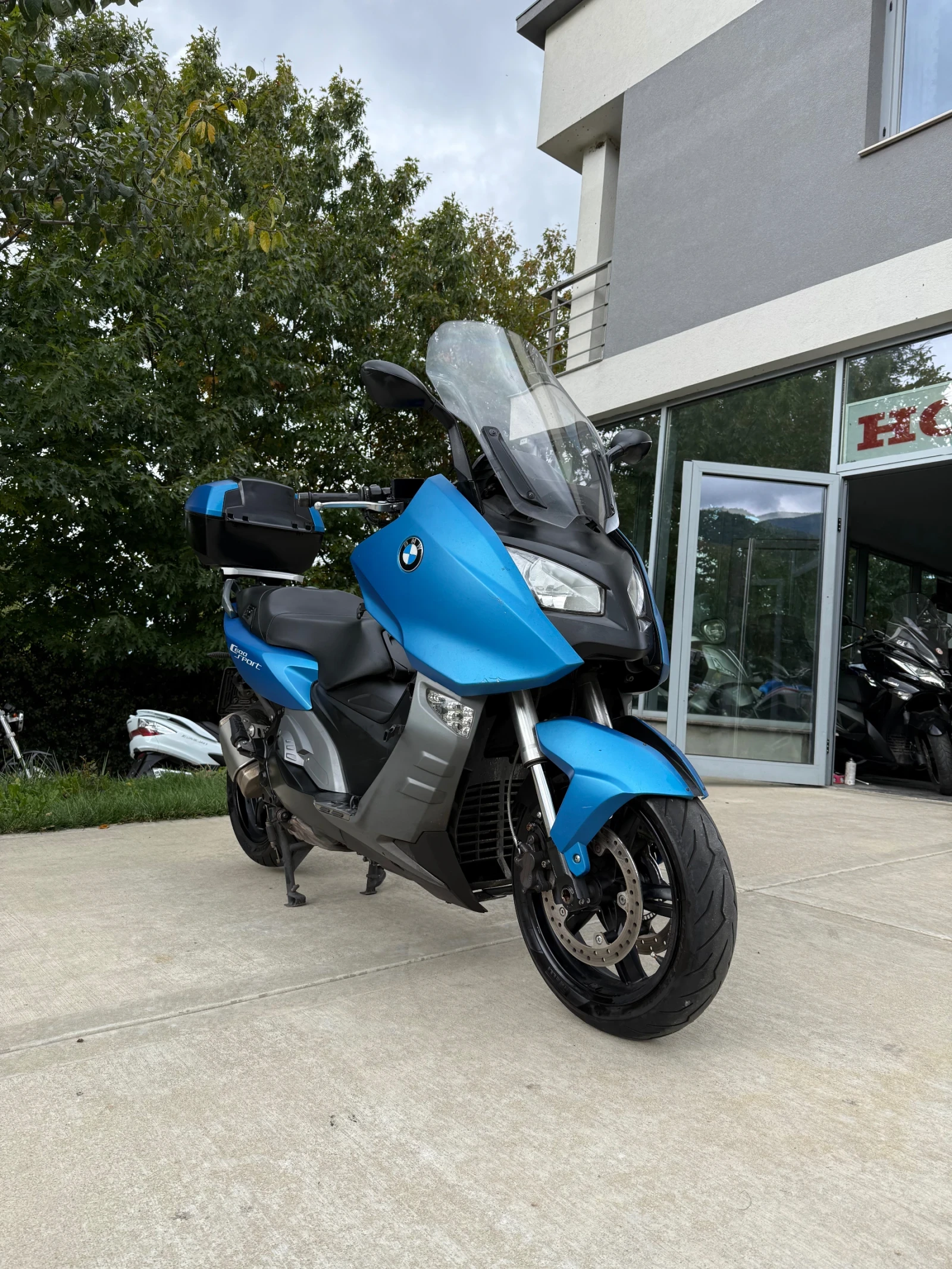 BMW C 2015 32000  km - изображение 2