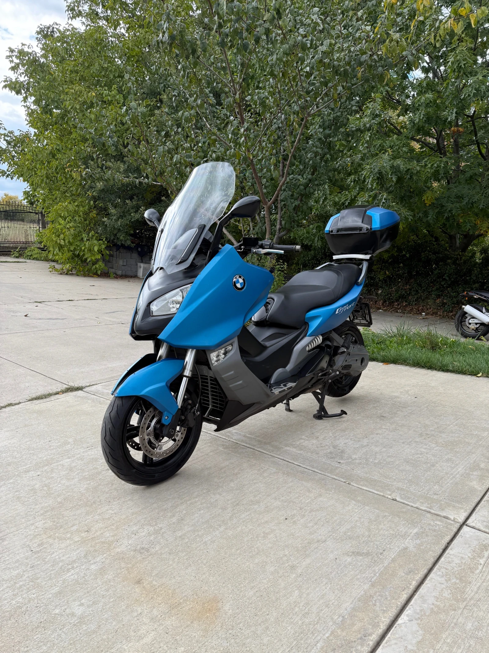 BMW C 2015 32000  km - изображение 4