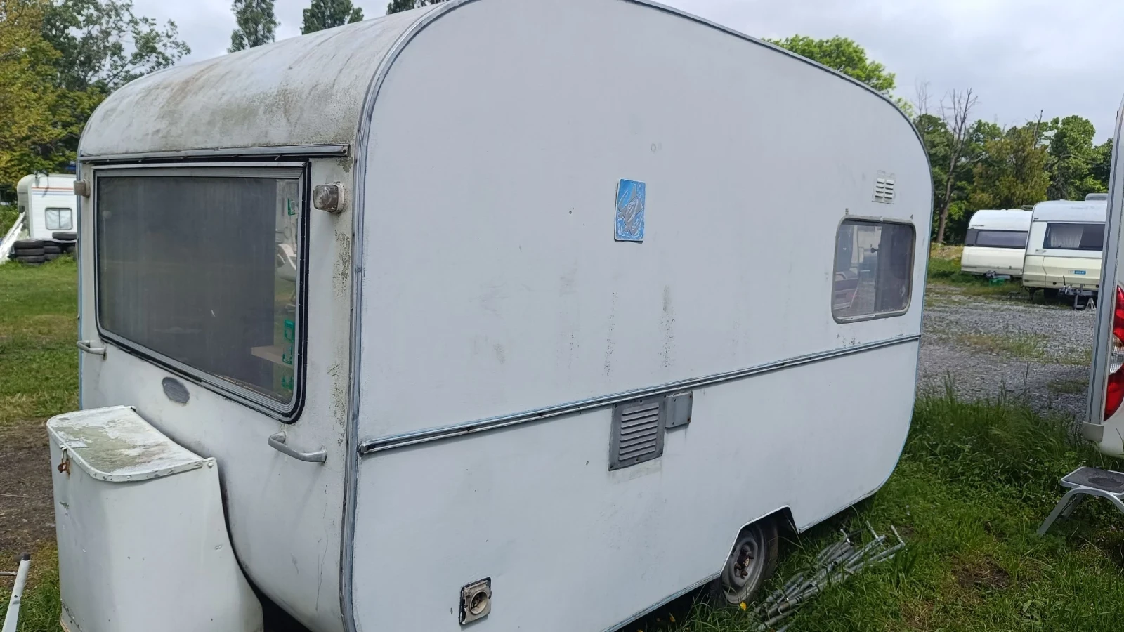 Каравана Knaus 380 750kg Търговска проект, снимка 5 - Каравани и кемпери - 54592459