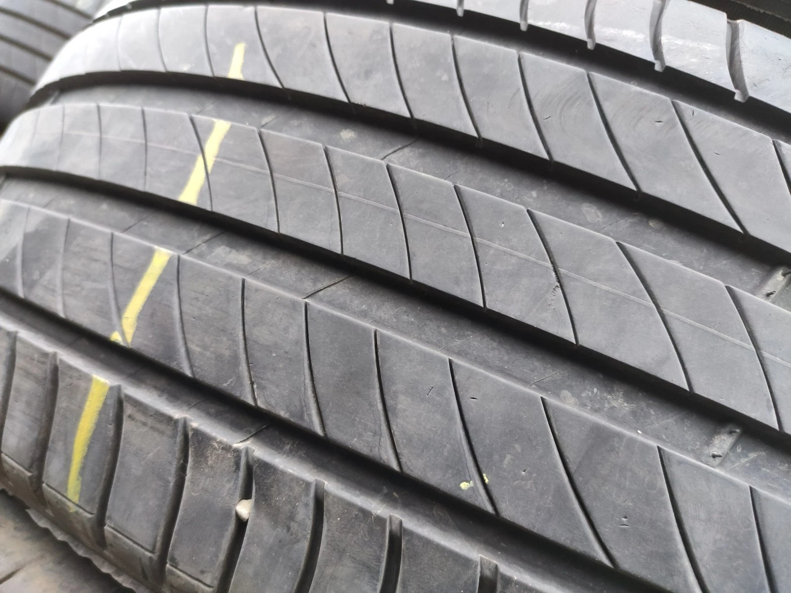 Гуми Летни 235/55R18, снимка 4 - Гуми и джанти - 56664454