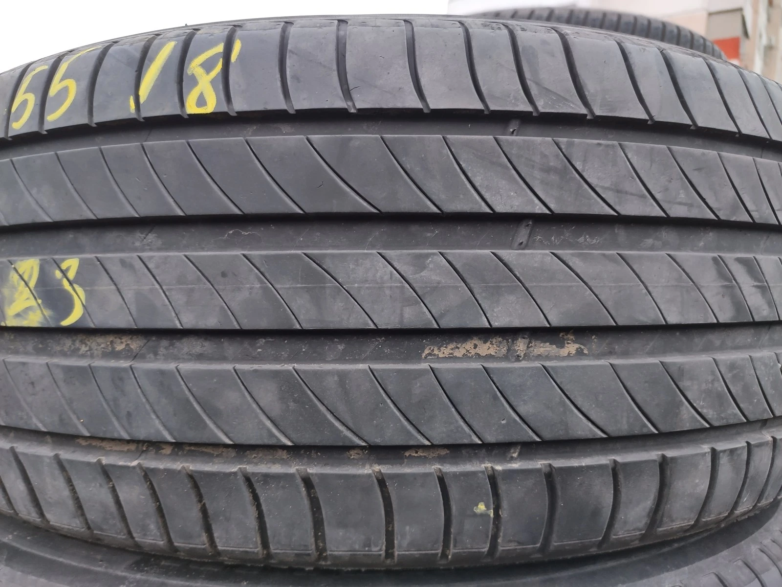 Гуми Летни 235/55R18