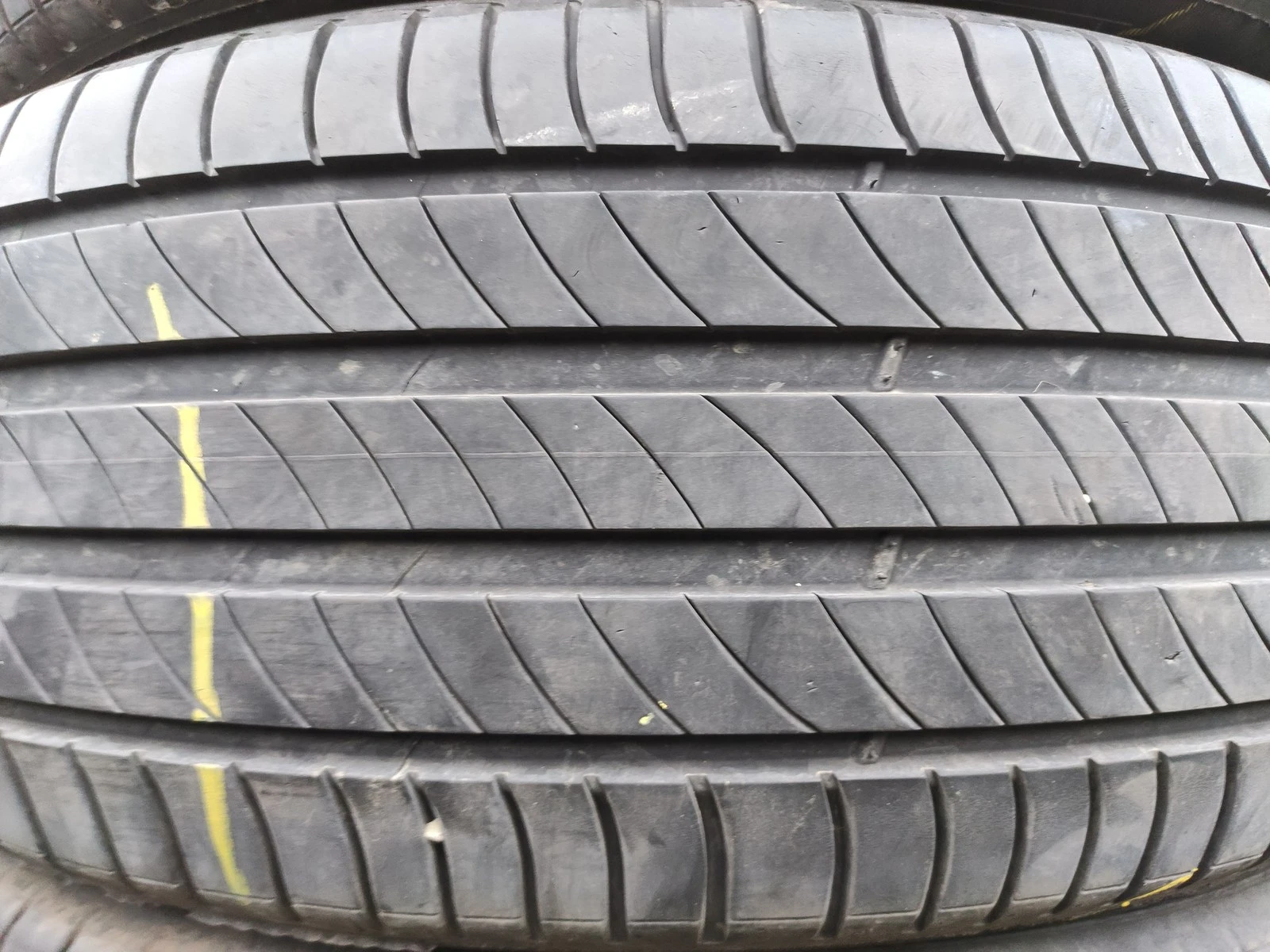 Гуми Летни 235/55R18, снимка 2 - Гуми и джанти - 56664454
