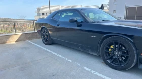 Dodge Challenger R/T HEMI, снимка 3