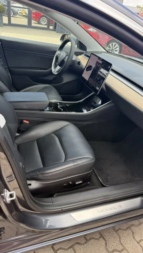 Tesla Model 3, снимка 13