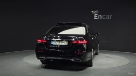 Mercedes-Benz E 350 4MATIC AMG* HUD* КОЖА* ОБДУХВ* НАВИ* ПАНО, снимка 4