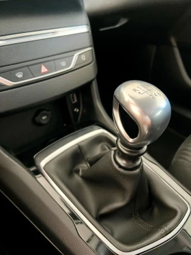 Peugeot 308 155000km, снимка 13