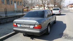 Mercedes-Benz E 200 W124, снимка 13 - Автомобили и джипове - 44406273