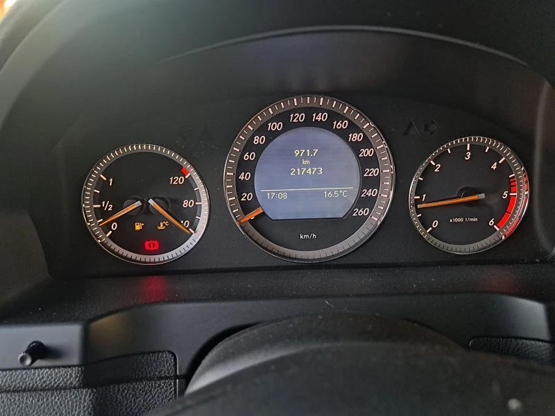 Mercedes-Benz C 220 2.0CDI 170PS.AVANGARDE ITALIA, снимка 14 - Автомобили и джипове - 47732495