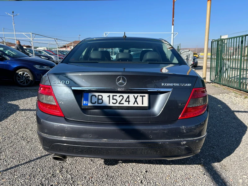 Mercedes-Benz C 180 Komressor , снимка 3 - Автомобили и джипове - 47999835