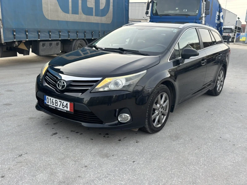 Toyota Avensis 1.8i Executive EURO5 АЛКАНТАРА, снимка 3 - Автомобили и джипове - 52631992