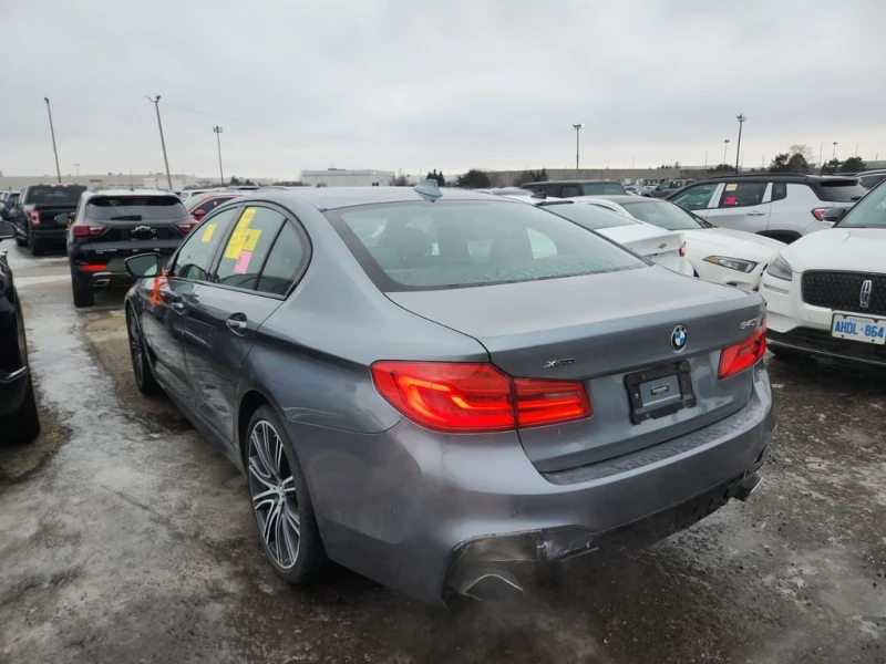 BMW 540  XDRIVE * CARFAX * БЕЗ ПЪРВОНАЧАЛНА ВНОСКА, снимка 4 - Автомобили и джипове - 53089242